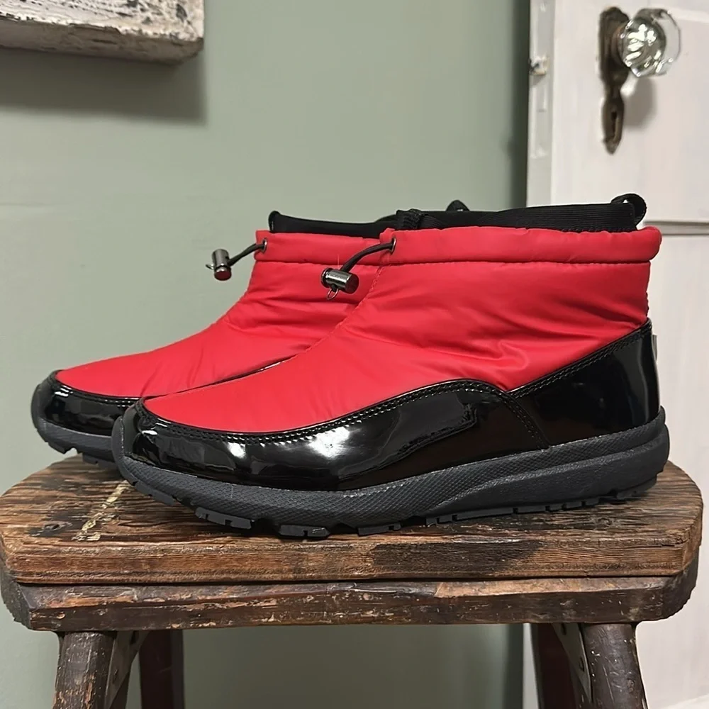 Sporto Tracy Red and Black Pull-On Waterproof Winter Sneaker Boots